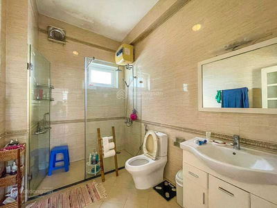 Tay Ho Street, Vietnam Tay Ho Street, Vietnam