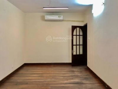 Nguyen Hong Street, Vietnam Nguyen Hong Street, Vietnam