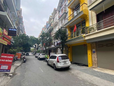 Mo Lao Street, Vietnam Mo Lao Street, Vietnam