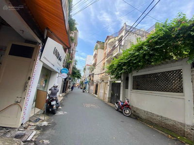 Le Van Sy Street, Vietnam Le Van Sy Street, Vietnam