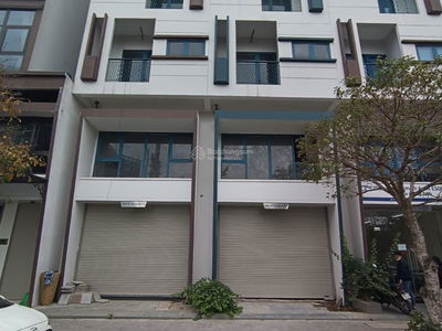 TSQ Galaxy, Vietnam TSQ Galaxy, Vietnam