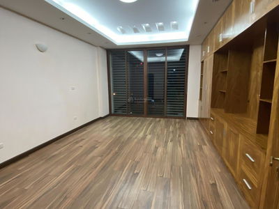 Trung Kinh Street, Vietnam Trung Kinh Street, Vietnam