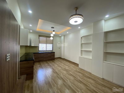 Luong Dinh Cua Street, Vietnam Luong Dinh Cua Street, Vietnam