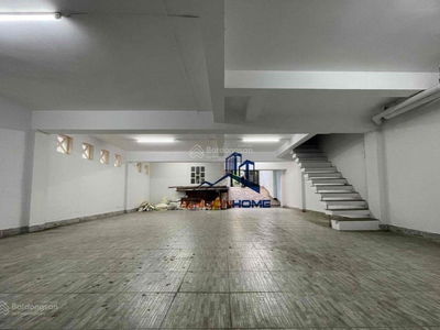 Song Hanh Street, Vietnam Song Hanh Street, Vietnam