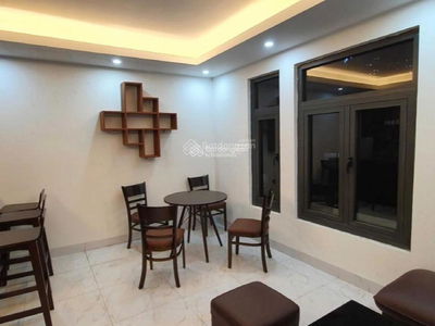 Xuan La Street, Vietnam Xuan La Street, Vietnam