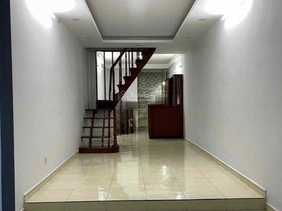 Nguyen Tat Thanh Street, Vietnam Nguyen Tat Thanh Street, Vietnam