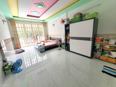 Ta Quang Buu Street, Vietnam  Ta Quang Buu Street, Vietnam