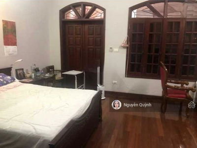 Hoang Cau Street, Vietnam Hoang Cau Street, Vietnam