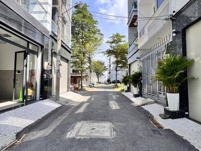 Huynh Tan Phat Street, Vietnam Huynh Tan Phat Street, Vietnam