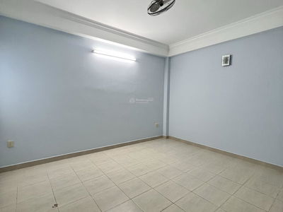 Go O Moi Street, Vietnam Go O Moi Street, Vietnam