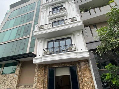 Le Duc Tho Street, Vietnam Le Duc Tho Street, Vietnam