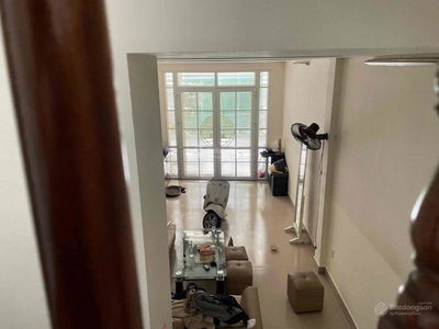 Nguyen Chi Thanh Street, Vietnam Nguyen Chi Thanh Street, Vietnam