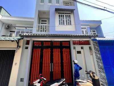 Huynh Tan Phat Street, Vietnam  Huynh Tan Phat Street, Vietnam