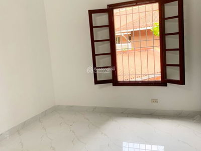 Giang Van Minh Street, Vietnam Giang Van Minh Street, Vietnam