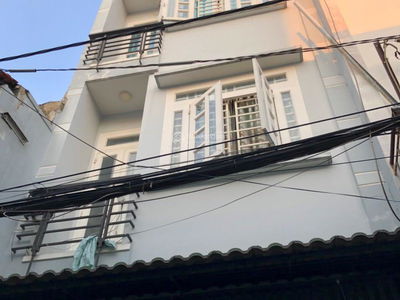 Nun Huynh Lien Street, Vietnam Nun Huynh Lien Street, Vietnam