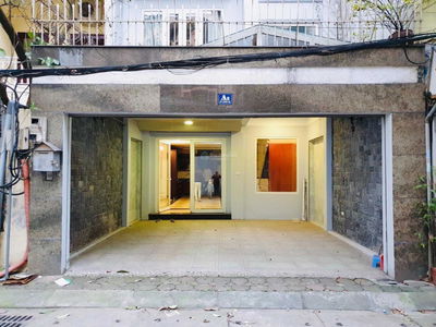 Ngoc Ha Street, Vietnam Ngoc Ha Street, Vietnam