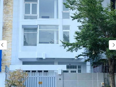 Luong Dinh Cua Street, Vietnam  Luong Dinh Cua Street, Vietnam