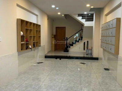 Hoang Hoa Tham Street, Vietnam Hoang Hoa Tham Street, Vietnam