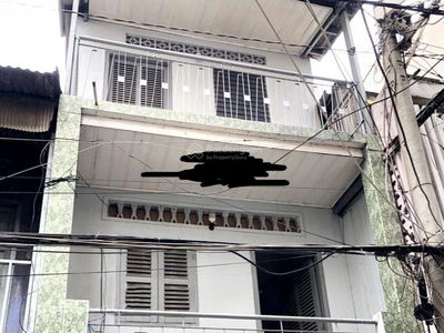 Au Co Street, Vietnam Au Co Street, Vietnam