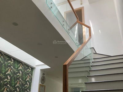 Nguyen Oanh Street, Vietnam Nguyen Oanh Street, Vietnam