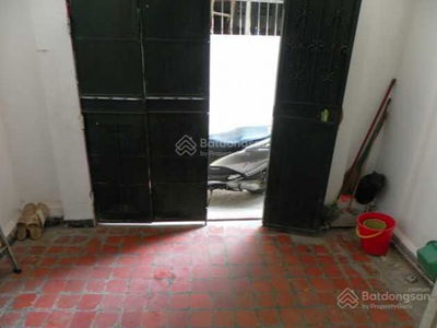 Tu Hoa Street, Vietnam  Tu Hoa Street, Vietnam