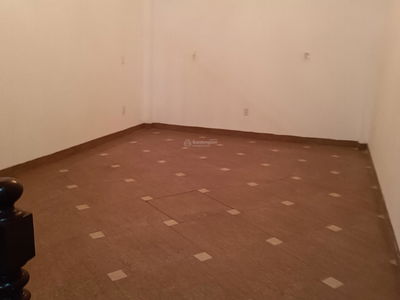 Au Co Street, Vietnam Au Co Street, Vietnam