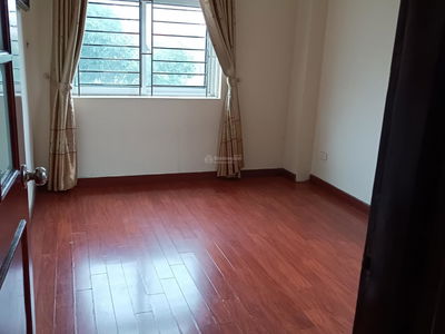 Au Co Street, Vietnam  Au Co Street, Vietnam