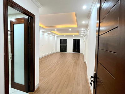 Nguyen Canh Di Street, Vietnam Nguyen Canh Di Street, Vietnam