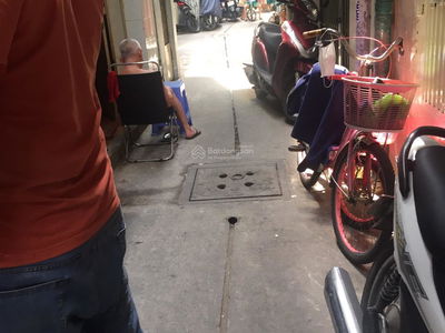 Ben Chuong Duong Street, Vietnam  Ben Chuong Duong Street, Vietnam