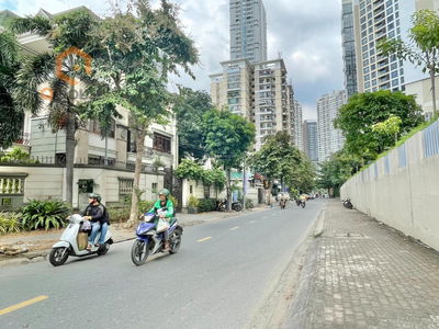 Street 24, Vietnam  Street 24, Vietnam