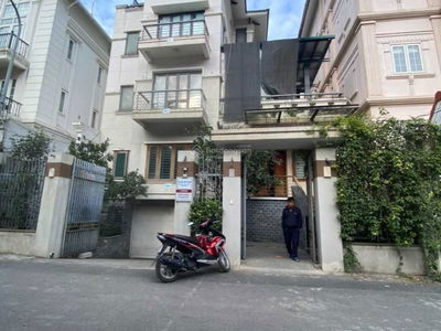 Nguyen Hoang Ton Street, Vietnam Nguyen Hoang Ton Street, Vietnam