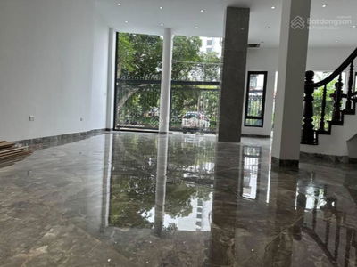 No. 28, Vietnam No. 28, Vietnam