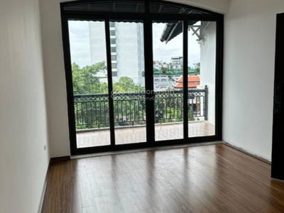 No. 28, Vietnam  No. 28, Vietnam