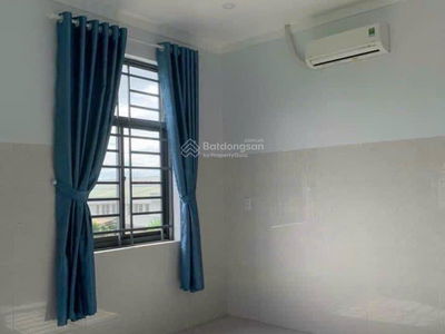 Nguyen Duc Thuan Street, Vietnam Nguyen Duc Thuan Street, Vietnam