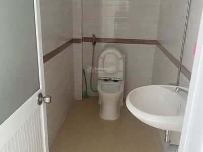 Le Hong Phong Street, Vietnam Le Hong Phong Street, Vietnam