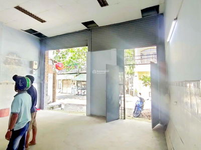 Pham Hung Street, Vietnam  Pham Hung Street, Vietnam