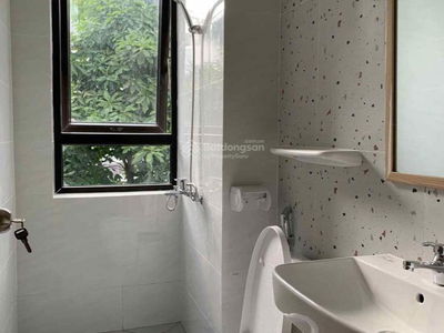 Do Xuan Hop Street, Vietnam Do Xuan Hop Street, Vietnam