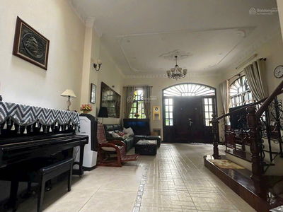 Pho Quang Street, Vietnam Pho Quang Street, Vietnam