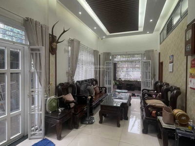 Dang Thuy Tram Street, Vietnam Dang Thuy Tram Street, Vietnam