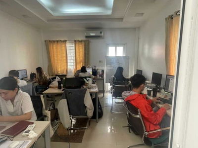 Cong Hoa Street, Vietnam Cong Hoa Street, Vietnam