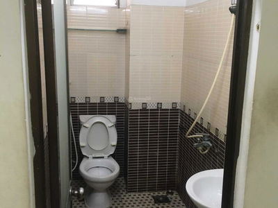 Le Duc Tho Street, Vietnam Le Duc Tho Street, Vietnam