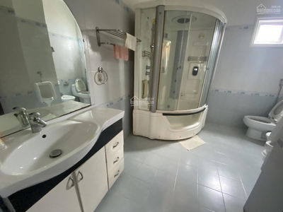 Nguyen Van Huong Street, Vietnam Nguyen Van Huong Street, Vietnam