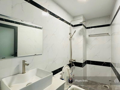 Nguyen Thai Son Street, Vietnam Nguyen Thai Son Street, Vietnam