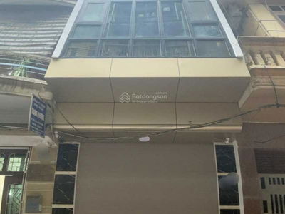 Huynh Thuc Khang Street, Vietnam Huynh Thuc Khang Street, Vietnam