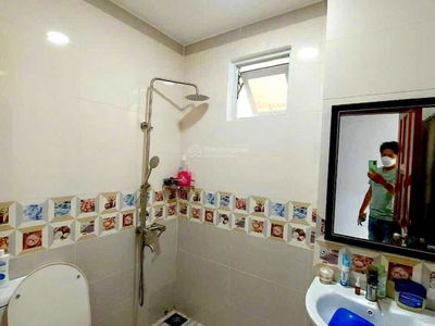 Le Dinh Can Street, Vietnam Le Dinh Can Street, Vietnam