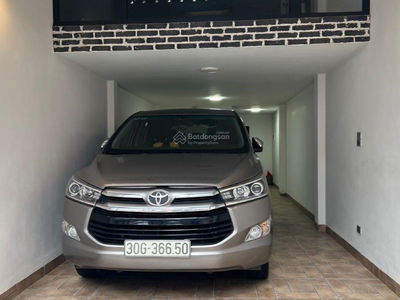 Tu Lien Street, Vietnam Tu Lien Street, Vietnam