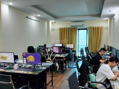 Trung Kinh Street, Vietnam Trung Kinh Street, Vietnam