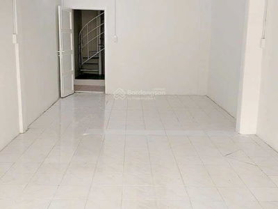 Ly Chinh Thang Street, Vietnam Ly Chinh Thang Street, Vietnam