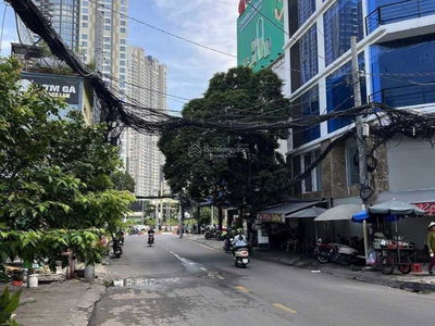 Nguyen Huu Canh Street, Vietnam Nguyen Huu Canh Street, Vietnam