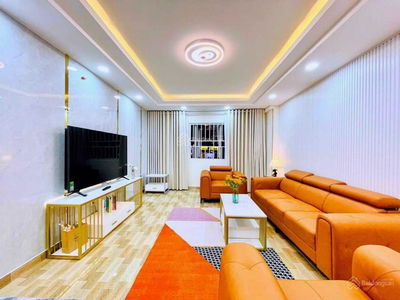 Le Duc Tho Street, Vietnam Le Duc Tho Street, Vietnam